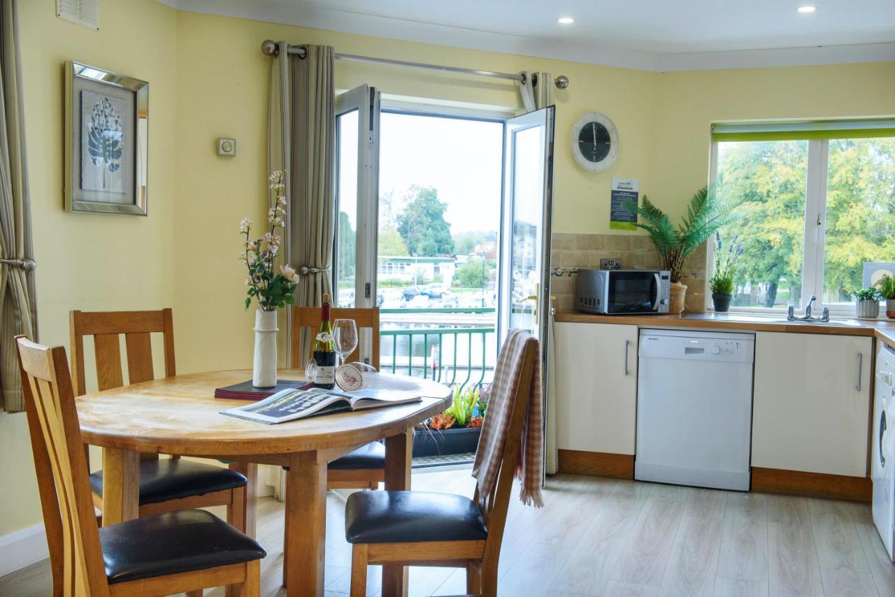 Waterfront Self Catering Houses Carrick-on-Shannon Экстерьер фото