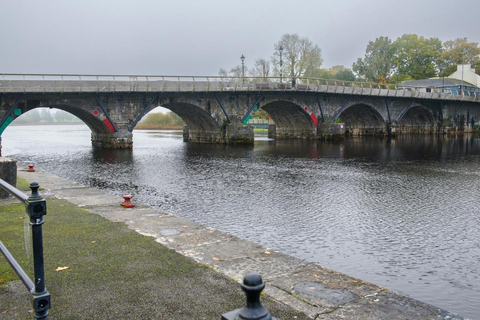Waterfront Self Catering Houses Carrick-on-Shannon Экстерьер фото